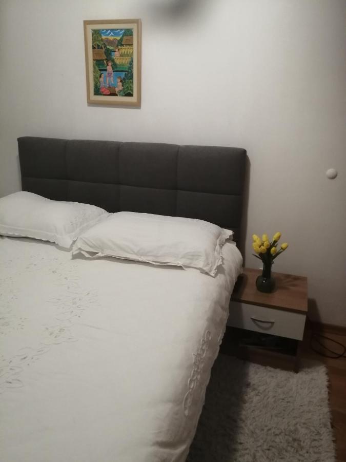 Apartmani Klisovic Split Bagian luar foto
